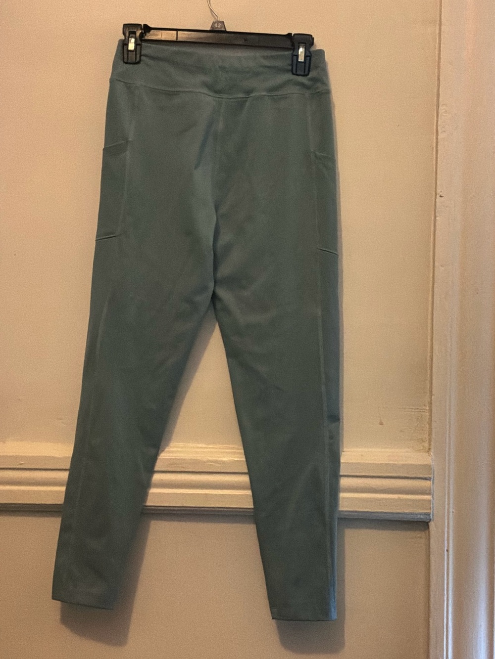 Women’s Gray Active Leggings